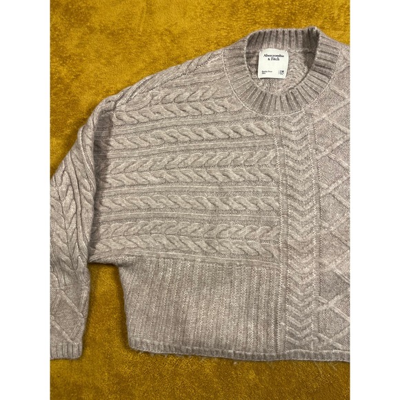 Abercrombie & Fitch Women Sweater Cropped Cable Knit Cozy Cream sz s/m - Picture 4 of 14